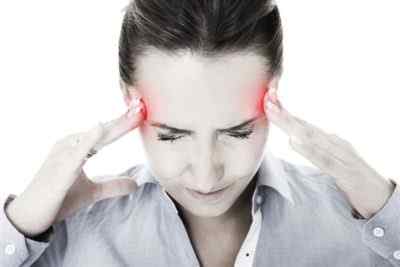 Причины развития мигрени и факторы, которые могут вызвать приступы возникновения боли
