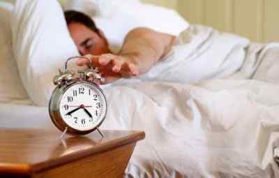 Как бороться с головными болями, возникающими после долгого сна