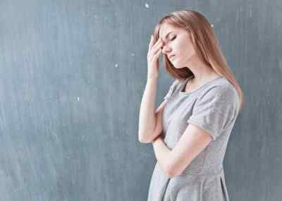 Мигрень перед месячными и другие гормонозависимые головные боли причины и лечение