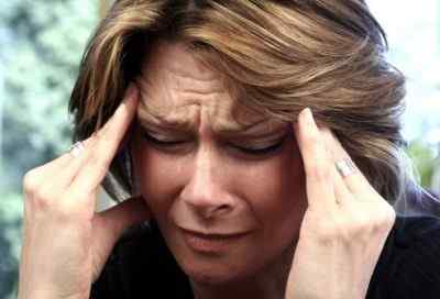 Тиннитус, головная боль и давление в висках вторичные факторы