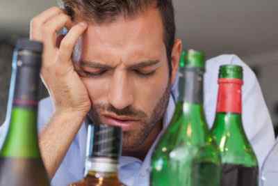 Что делать при головной боли после выпитого алкоголя